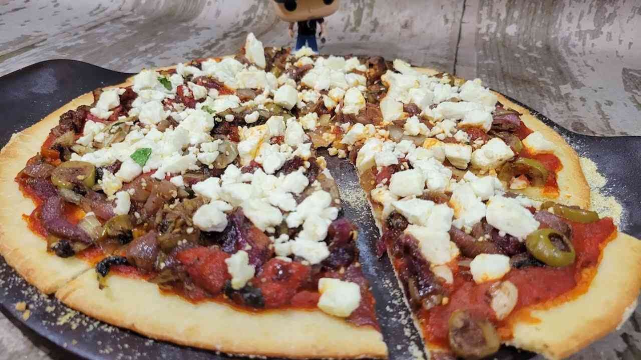 Mediterranean Pizza - Pizza